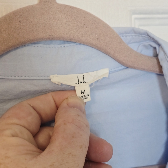 JOH Pale Blue Cotton Twist Front Button Down Shirt Medium - Picture 2 of 7